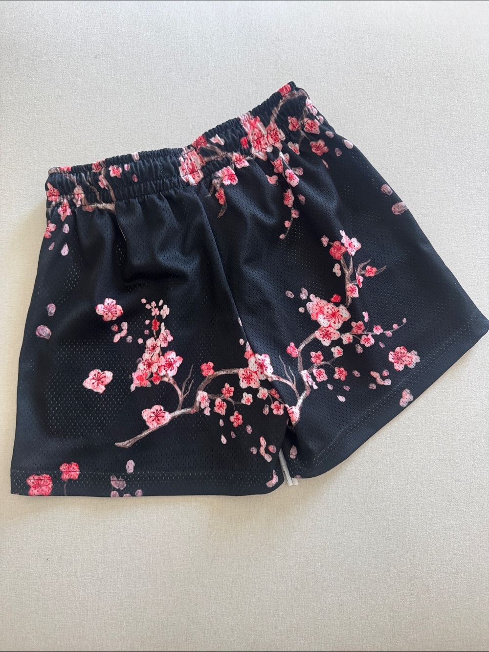 Bucket Squad Shorts Cherry Blossom - Picture 2 of 5